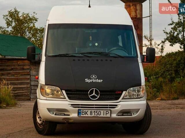 Білий Мерседес Sprinter, об'ємом двигуна 2.1 л та пробігом 385 тис. км за 8200 $, фото 16 на Automoto.ua