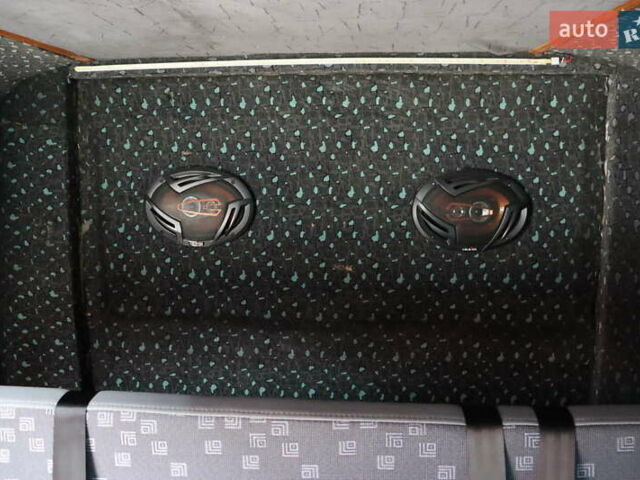 Мерседес Sprinter 2005 в Львове на Automoto.ua Белый Мерседес Sprinter, объемом двигателя 2.2 л и пробегом 370 тыс. км за 9900 $, фото 32 на Automoto.ua