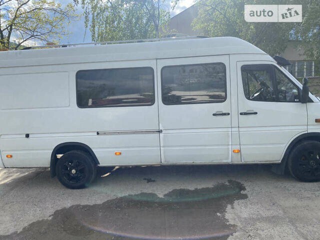 Белый Мерседес Sprinter, объемом двигателя 2.15 л и пробегом 2 тыс. км за 8500 $, фото 2 на Automoto.ua