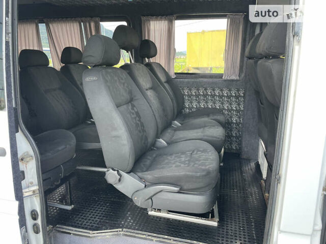 Білий Мерседес Sprinter, об'ємом двигуна 2.15 л та пробігом 450 тис. км за 7000 $, фото 14 на Automoto.ua