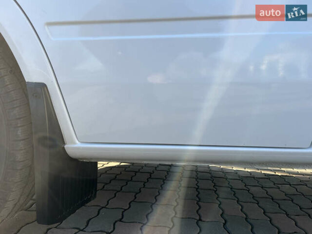 Белый Мерседес Sprinter, объемом двигателя 0 л и пробегом 205 тыс. км за 14800 $, фото 52 на Automoto.ua