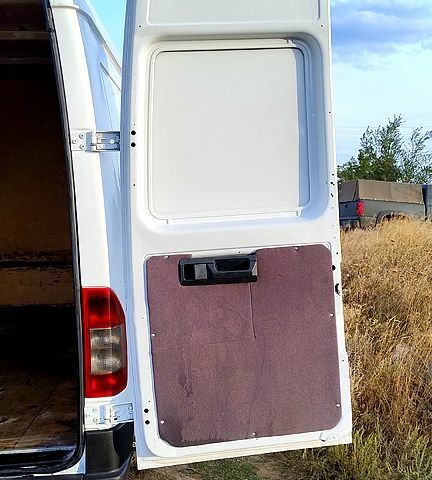 Белый Мерседес Sprinter, объемом двигателя 2.2 л и пробегом 0 тыс. км за 10000 $, фото 7 на Automoto.ua