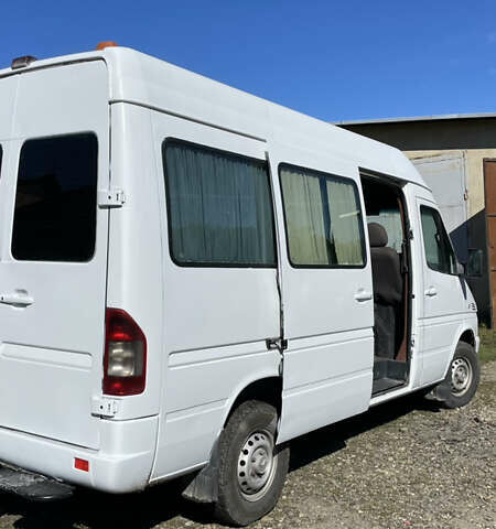 Белый Мерседес Sprinter, объемом двигателя 2.15 л и пробегом 1 тыс. км за 9600 $, фото 5 на Automoto.ua