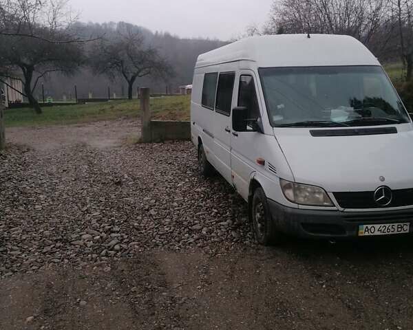 Білий Мерседес Sprinter, об'ємом двигуна 2.3 л та пробігом 5 тис. км за 9000 $, фото 2 на Automoto.ua