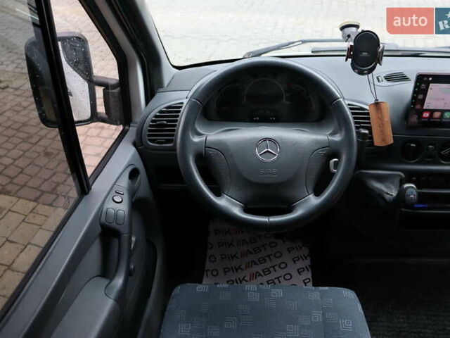 Мерседес Sprinter 2005 в Львове на Automoto.ua Белый Мерседес Sprinter, объемом двигателя 2.2 л и пробегом 370 тыс. км за 9900 $, фото 27 на Automoto.ua