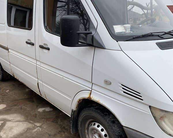 Білий Мерседес Sprinter, об'ємом двигуна 0 л та пробігом 360 тис. км за 5999 $, фото 1 на Automoto.ua