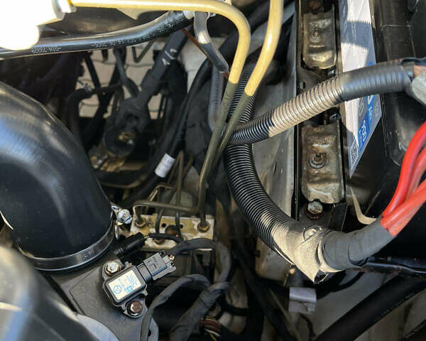 Белый Мерседес Sprinter, объемом двигателя 0 л и пробегом 205 тыс. км за 14800 $, фото 14 на Automoto.ua