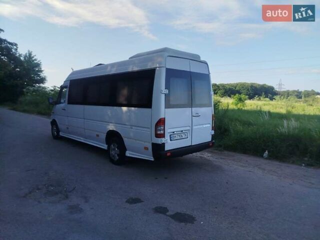 Белый Мерседес Sprinter, объемом двигателя 2.1 л и пробегом 530 тыс. км за 11800 $, фото 5 на Automoto.ua