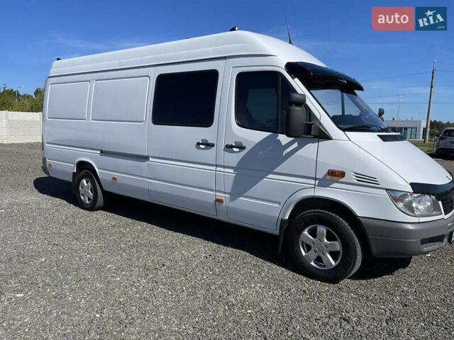 Білий Мерседес Sprinter, об'ємом двигуна 2.7 л та пробігом 314 тис. км за 19999 $, фото 4 на Automoto.ua