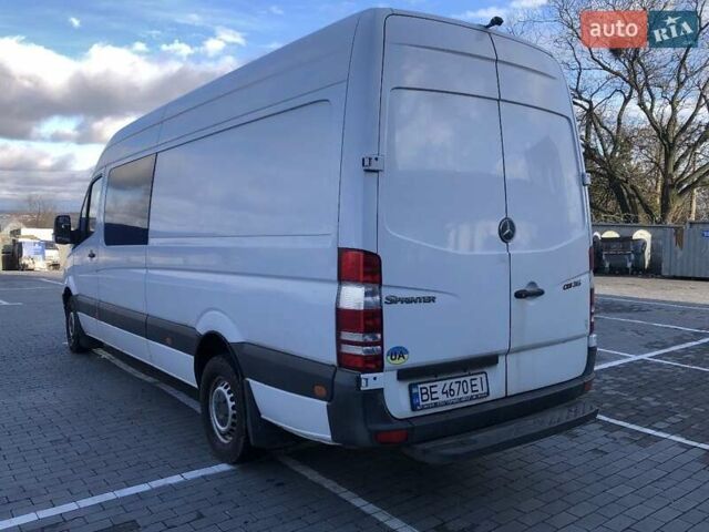 Белый Мерседес Sprinter, объемом двигателя 2.2 л и пробегом 436 тыс. км за 18500 $, фото 4 на Automoto.ua