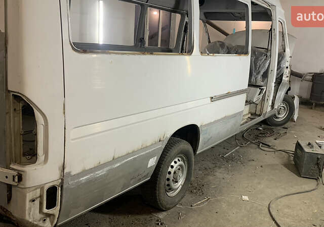 Білий Мерседес Sprinter, об'ємом двигуна 2.3 л та пробігом 687 тис. км за 11500 $, фото 7 на Automoto.ua