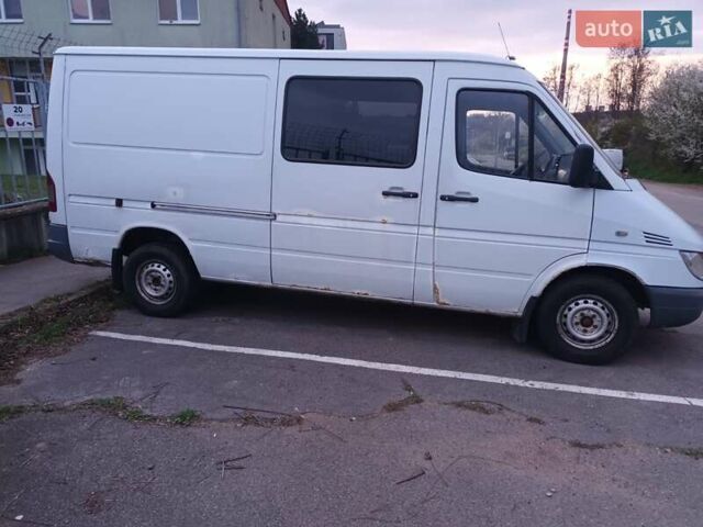 Білий Мерседес Sprinter, об'ємом двигуна 2.15 л та пробігом 493 тис. км за 6300 $, фото 3 на Automoto.ua