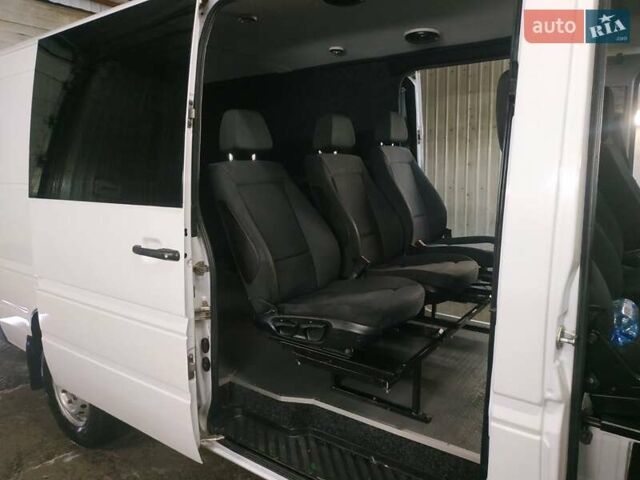 Белый Мерседес Sprinter, объемом двигателя 0 л и пробегом 700 тыс. км за 10000 $, фото 6 на Automoto.ua