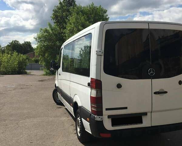 Белый Мерседес Sprinter, объемом двигателя 2.15 л и пробегом 444 тыс. км за 6700 $, фото 6 на Automoto.ua