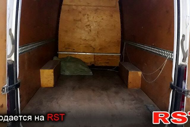 Білий Мерседес Sprinter, об'ємом двигуна 3 л та пробігом 351 тис. км за 11000 $, фото 3 на Automoto.ua