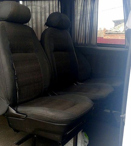 Белый Мерседес Sprinter, объемом двигателя 2.1 л и пробегом 529 тыс. км за 11200 $, фото 2 на Automoto.ua