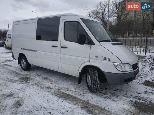 Белый Мерседес Sprinter, объемом двигателя 0 л и пробегом 700 тыс. км за 10000 $, фото 1 на Automoto.ua