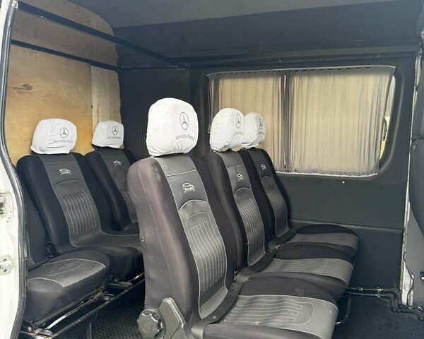 Білий Мерседес Sprinter, об'ємом двигуна 2.2 л та пробігом 742 тис. км за 11000 $, фото 9 на Automoto.ua