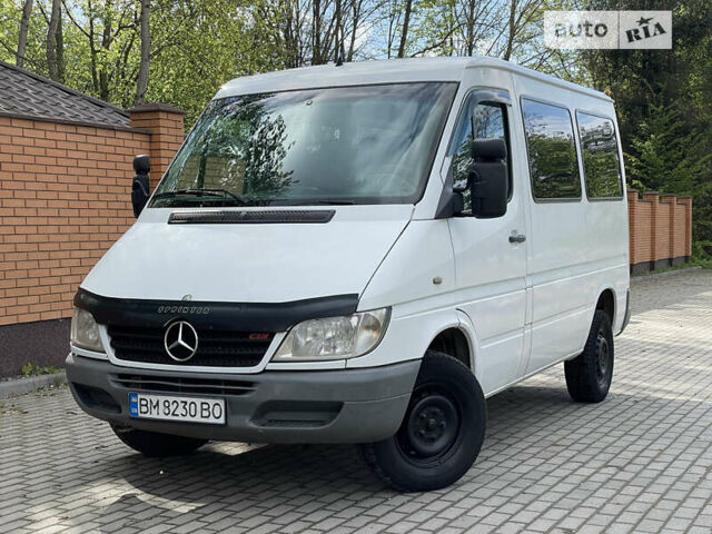 Белый Мерседес Sprinter, объемом двигателя 2.15 л и пробегом 500 тыс. км за 5500 $, фото 2 на Automoto.ua