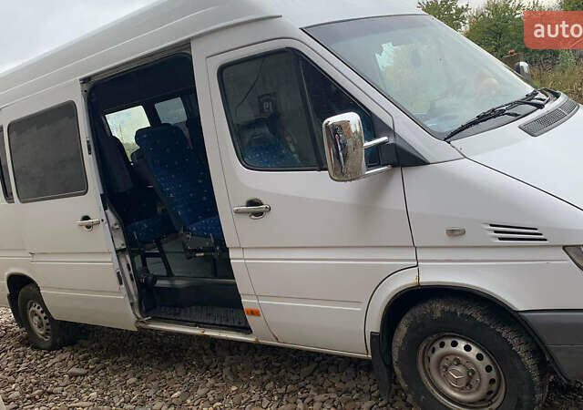 Білий Мерседес Sprinter, об'ємом двигуна 2.3 л та пробігом 687 тис. км за 11500 $, фото 5 на Automoto.ua