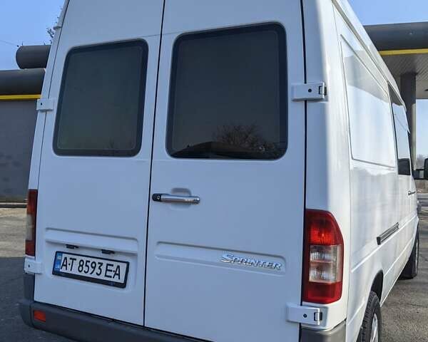 Білий Мерседес Sprinter, об'ємом двигуна 2.2 л та пробігом 690 тис. км за 10700 $, фото 9 на Automoto.ua
