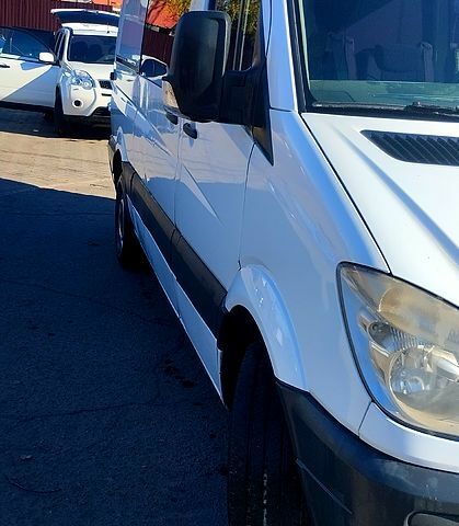 Білий Мерседес Sprinter, об'ємом двигуна 2.1 л та пробігом 641 тис. км за 10000 $, фото 9 на Automoto.ua