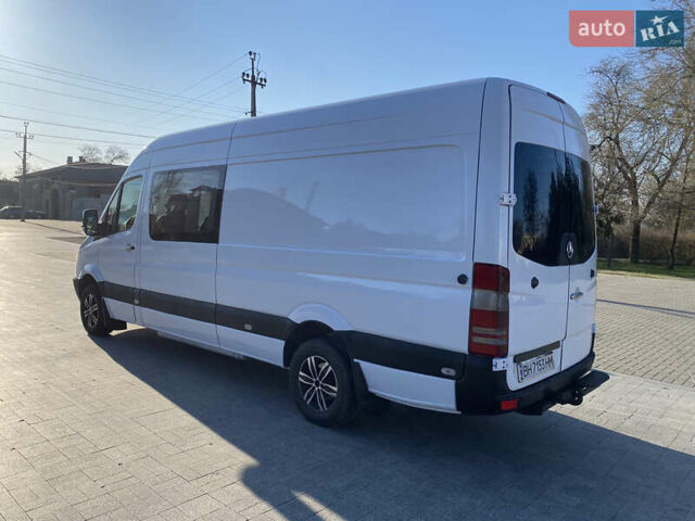 Білий Мерседес Sprinter, об'ємом двигуна 2.99 л та пробігом 200 тис. км за 15000 $, фото 4 на Automoto.ua