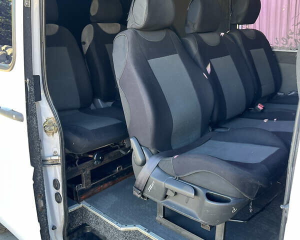 Білий Мерседес Sprinter, об'ємом двигуна 2.15 л та пробігом 41 тис. км за 6500 $, фото 27 на Automoto.ua