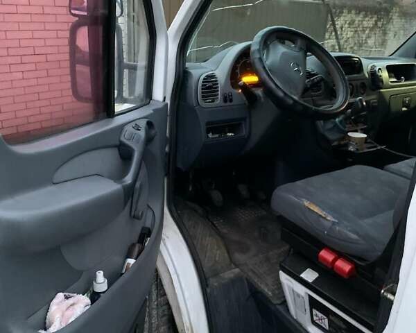 Білий Мерседес Sprinter, об'ємом двигуна 2.2 л та пробігом 497 тис. км за 5000 $, фото 2 на Automoto.ua