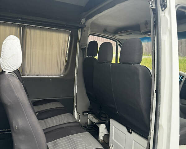Білий Мерседес Sprinter, об'ємом двигуна 2.2 л та пробігом 742 тис. км за 11000 $, фото 10 на Automoto.ua