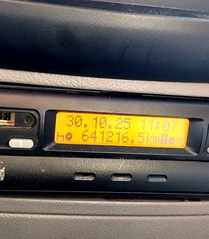 Білий Мерседес Sprinter, об'ємом двигуна 2.1 л та пробігом 641 тис. км за 10000 $, фото 1 на Automoto.ua