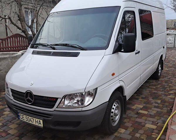 Белый Мерседес Sprinter, объемом двигателя 2.1 л и пробегом 340 тыс. км за 10800 $, фото 13 на Automoto.ua