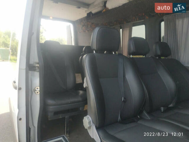 Белый Мерседес Sprinter, объемом двигателя 3 л и пробегом 780 тыс. км за 10500 $, фото 9 на Automoto.ua