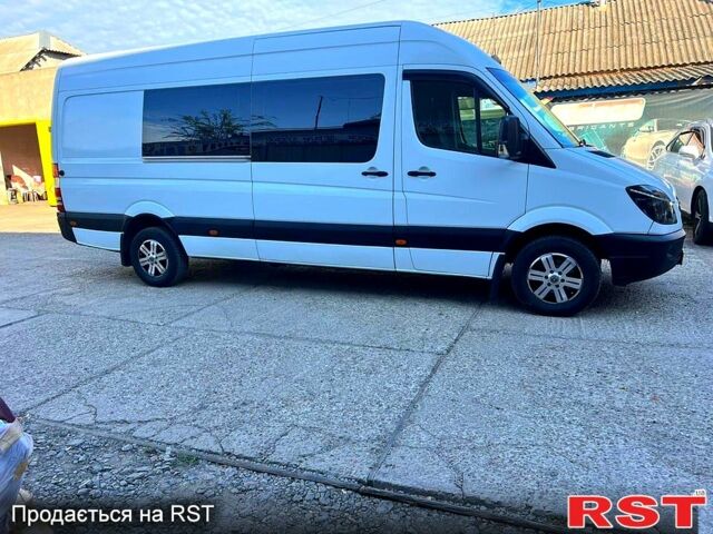 Білий Мерседес Sprinter, об'ємом двигуна 2.1 л та пробігом 300 тис. км за 20000 $, фото 6 на Automoto.ua