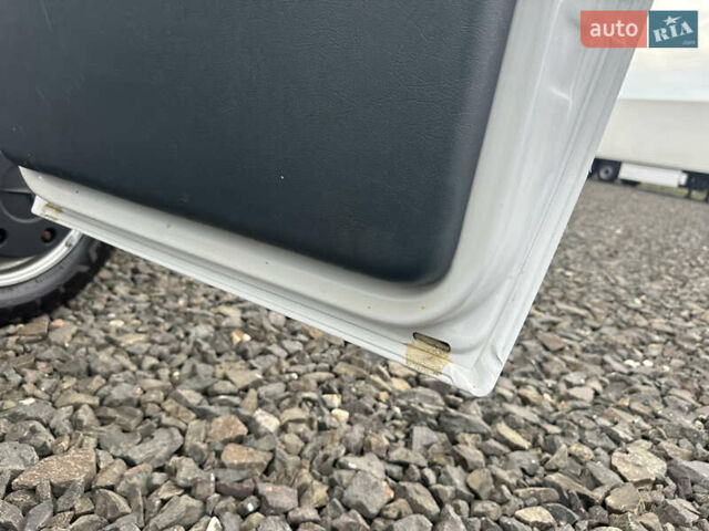 Белый Мерседес Sprinter, объемом двигателя 2.7 л и пробегом 102 тыс. км за 24700 $, фото 25 на Automoto.ua
