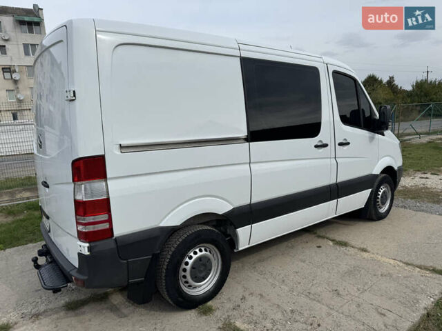 Белый Мерседес Sprinter, объемом двигателя 2.15 л и пробегом 350 тыс. км за 6999 $, фото 28 на Automoto.ua