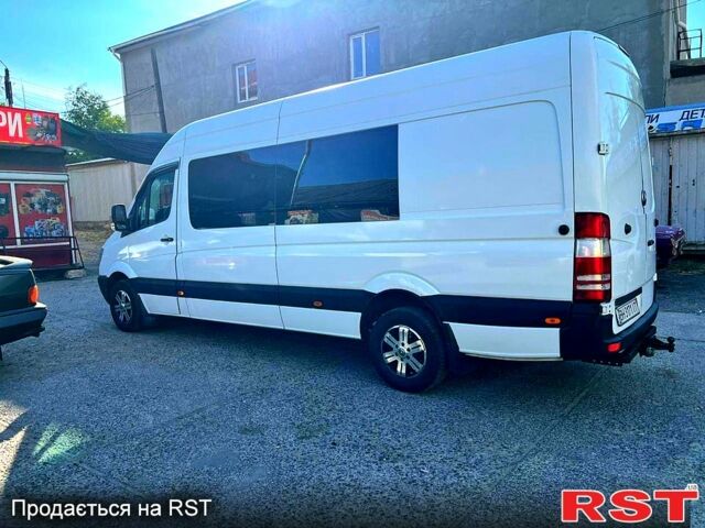Білий Мерседес Sprinter, об'ємом двигуна 2.1 л та пробігом 300 тис. км за 20000 $, фото 4 на Automoto.ua
