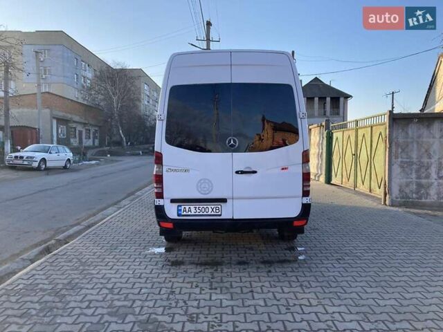 Білий Мерседес Sprinter, об'ємом двигуна 2.15 л та пробігом 350 тис. км за 10500 $, фото 3 на Automoto.ua