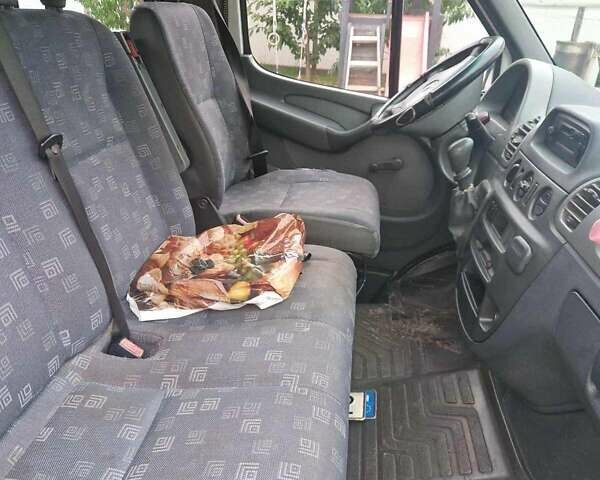 Белый Мерседес Sprinter, объемом двигателя 2.2 л и пробегом 697 тыс. км за 4666 $, фото 11 на Automoto.ua