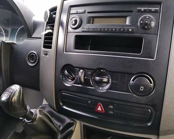 Белый Мерседес Sprinter, объемом двигателя 2.1 л и пробегом 465 тыс. км за 9781 $, фото 23 на Automoto.ua