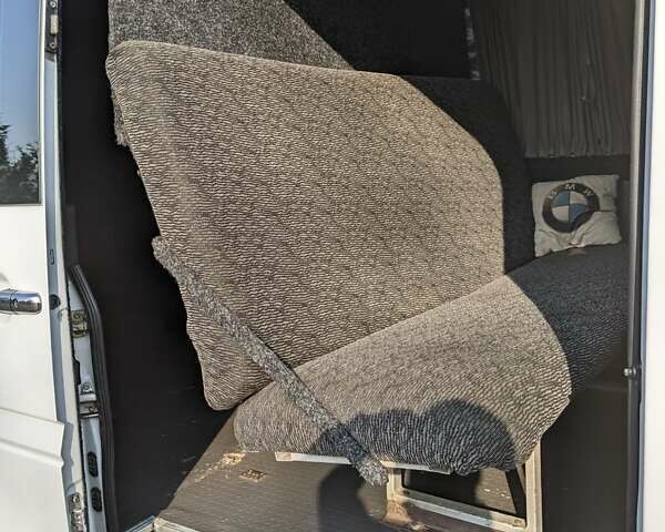 Білий Мерседес Sprinter, об'ємом двигуна 2.2 л та пробігом 690 тис. км за 10700 $, фото 35 на Automoto.ua