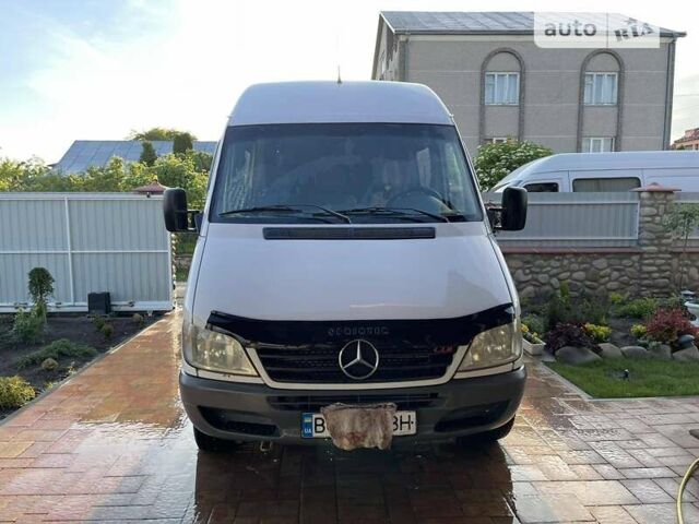 Білий Мерседес Sprinter, об'ємом двигуна 2.2 л та пробігом 350 тис. км за 5200 $, фото 2 на Automoto.ua