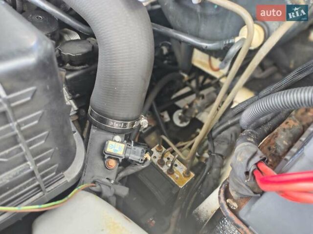Білий Мерседес Sprinter, об'ємом двигуна 2.2 л та пробігом 400 тис. км за 7050 $, фото 53 на Automoto.ua