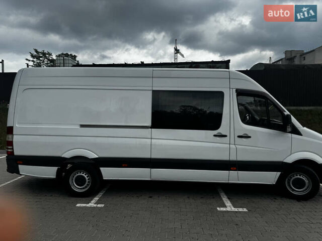 Білий Мерседес Sprinter, об'ємом двигуна 2.2 л та пробігом 742 тис. км за 11000 $, фото 2 на Automoto.ua