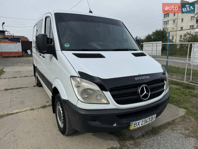 Белый Мерседес Sprinter, объемом двигателя 2.15 л и пробегом 350 тыс. км за 6999 $, фото 23 на Automoto.ua