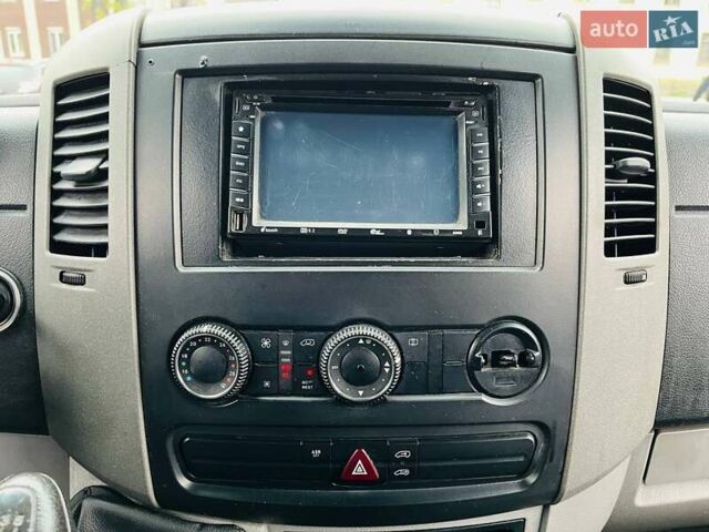 Білий Мерседес Sprinter, об'ємом двигуна 2.2 л та пробігом 300 тис. км за 9950 $, фото 19 на Automoto.ua