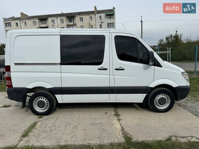 Белый Мерседес Sprinter, объемом двигателя 2.15 л и пробегом 350 тыс. км за 6999 $, фото 25 на Automoto.ua