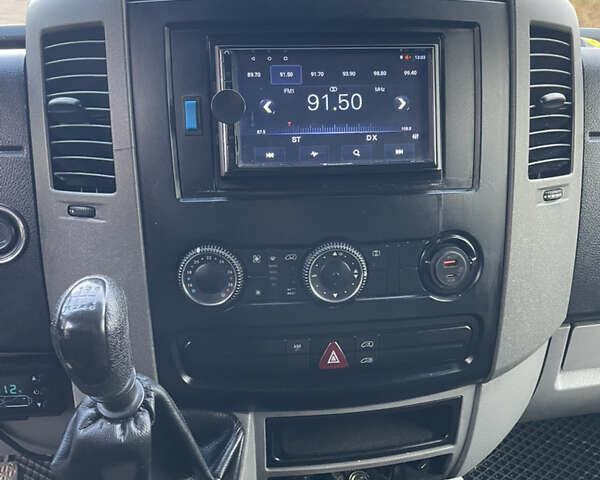 Білий Мерседес Sprinter, об'ємом двигуна 2.15 л та пробігом 450 тис. км за 8500 $, фото 8 на Automoto.ua