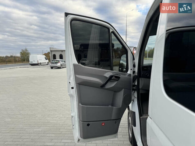 Білий Мерседес Sprinter, об'ємом двигуна 2.15 л та пробігом 379 тис. км за 8700 $, фото 16 на Automoto.ua