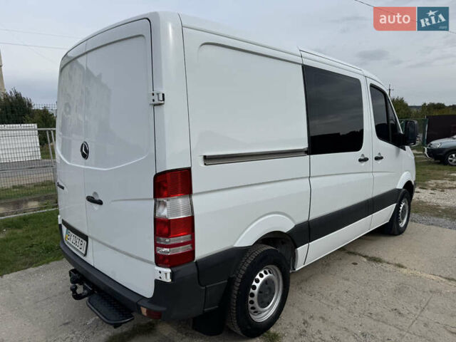 Белый Мерседес Sprinter, объемом двигателя 2.15 л и пробегом 350 тыс. км за 6999 $, фото 27 на Automoto.ua